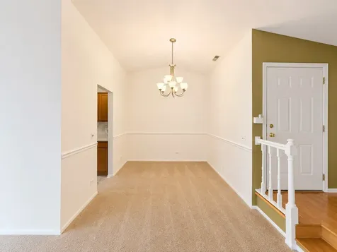 174 East Bluewater Lane Vernon Hills IL 60061