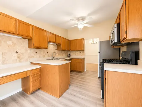 174 East Bluewater Lane Vernon Hills IL 60061