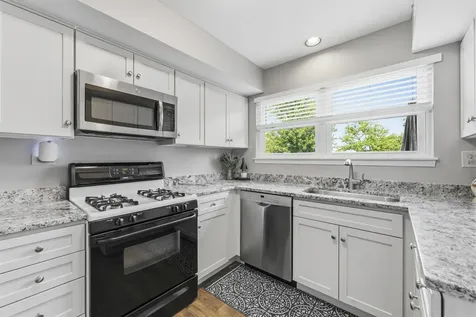 117 Sumac Lane Schaumburg IL 60193