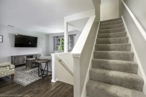 1645 Apple Tree Lane West Chicago IL 60185