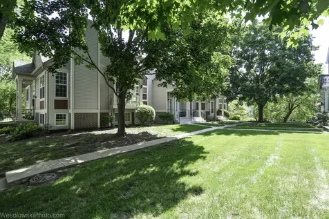1645 Apple Tree Lane West Chicago IL 60185
