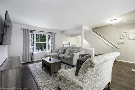 1645 Apple Tree Lane West Chicago IL 60185