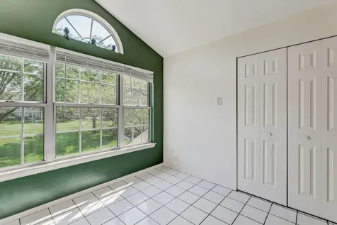 376 Ashford Circle Bartlett IL 60103
