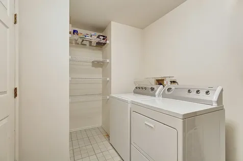 376 Ashford Circle Bartlett IL 60103
