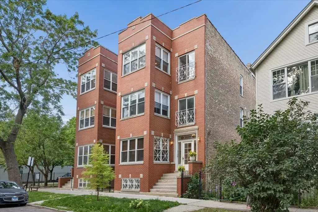 2236 North Maplewood Avenue Chicago IL 60647