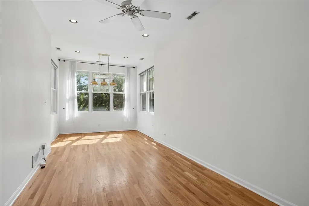 2236 North Maplewood Avenue Chicago IL 60647