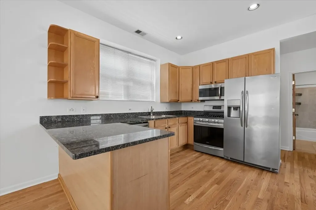 2236 North Maplewood Avenue Chicago IL 60647