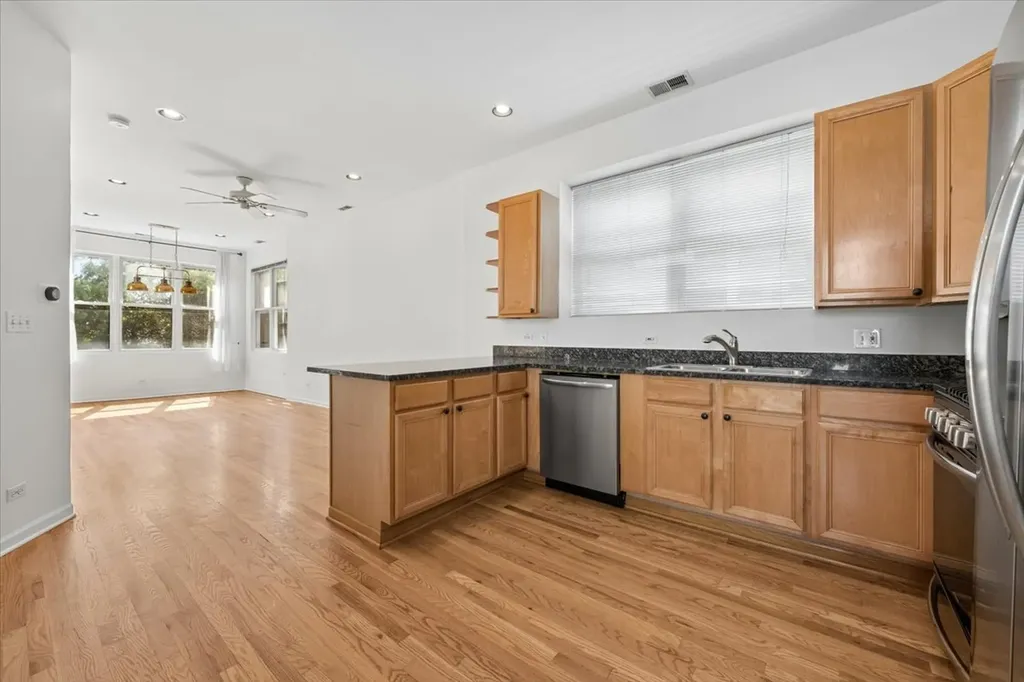 2236 North Maplewood Avenue Chicago IL 60647