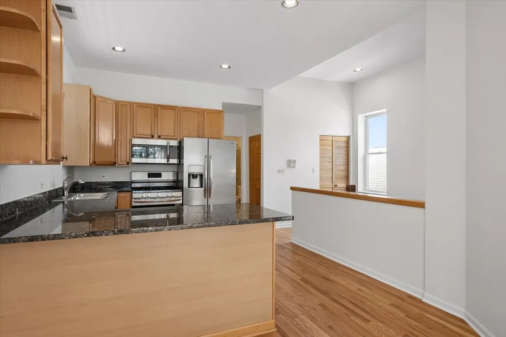 2236 North Maplewood Avenue Chicago IL 60647