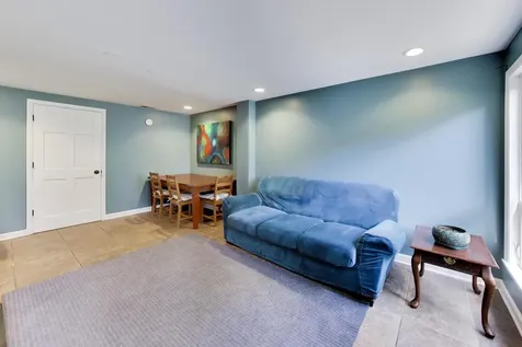 2711 Elgin Road Evanston IL 60201