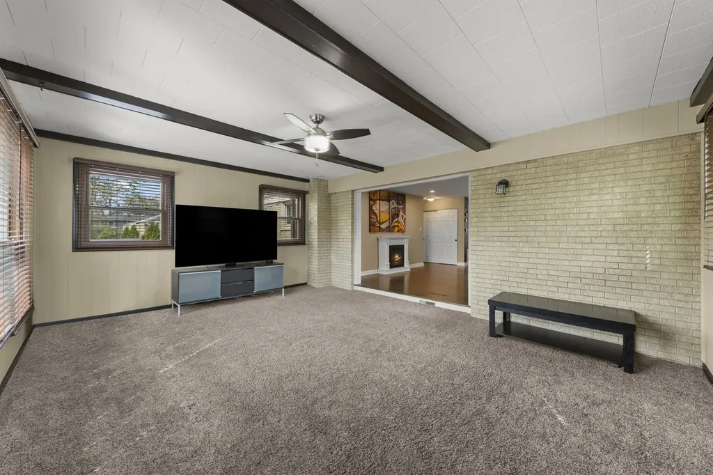 5818 Ridgewood Drive Western Springs IL 60558