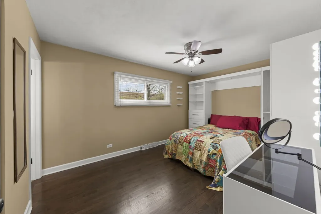 5818 Ridgewood Drive Western Springs IL 60558