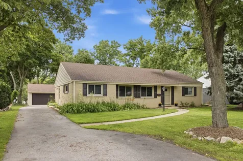 5818 Ridgewood Drive Western Springs IL 60558