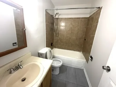 2000 Bayside Drive Palatine IL 60074