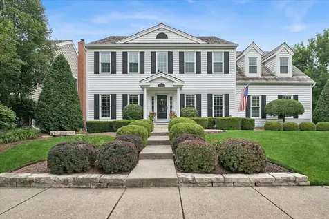 667 Waterbury Avenue Gurnee IL 60031