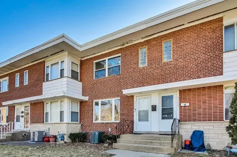 4839 Crain Street Skokie IL 60077
