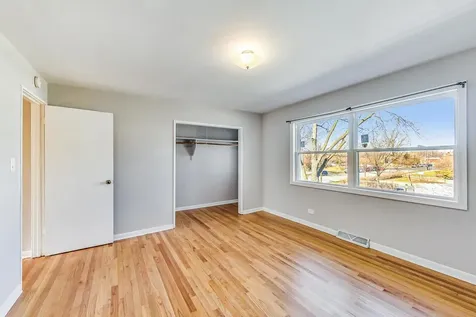 4839 Crain Street Skokie IL 60077
