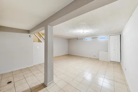 4839 Crain Street Skokie IL 60077