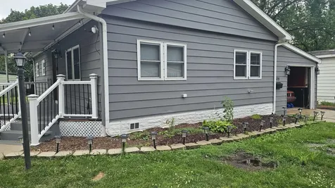 209 Melbrooke Road Elgin IL 60123