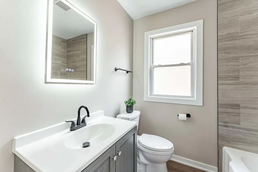 8055 South Wabash Avenue Chicago IL 60619