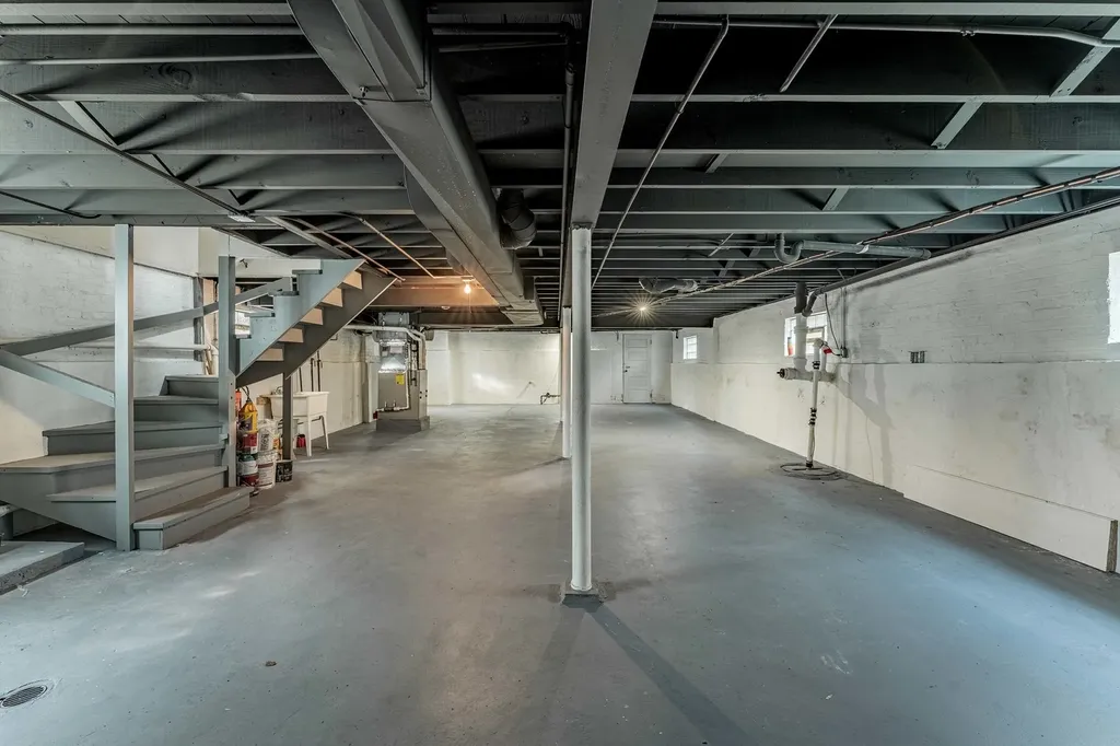 8055 South Wabash Avenue Chicago IL 60619