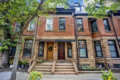 2109 North Clark Street Chicago IL 60614