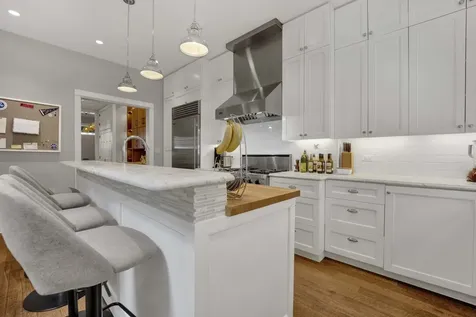 2109 North Clark Street Chicago IL 60614