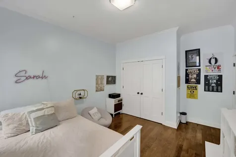 2109 North Clark Street Chicago IL 60614