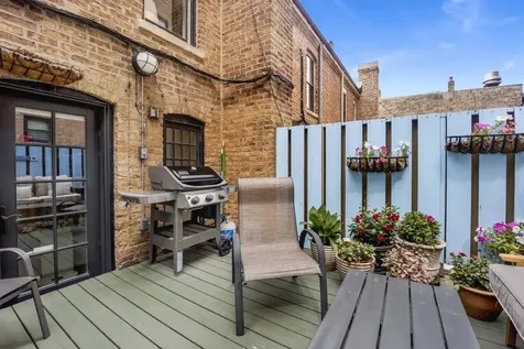 2109 North Clark Street Chicago IL 60614