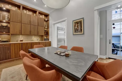 2109 North Clark Street Chicago IL 60614