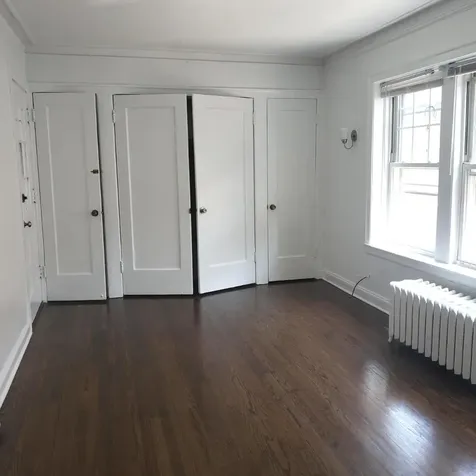 1064 West Thorndale Avenue Chicago IL 60660