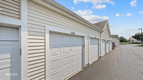 124 Bertram Drive Yorkville IL 60560