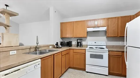 124 Bertram Drive Yorkville IL 60560