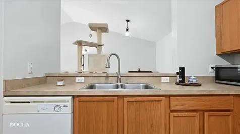 124 Bertram Drive Yorkville IL 60560