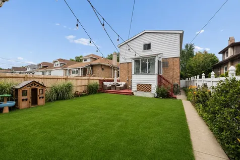 6404 33RD Street Berwyn IL 60402