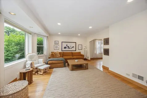 6404 33RD Street Berwyn IL 60402