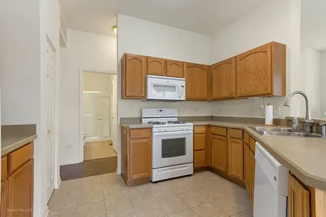 16553 Buckner Pond Way Crest Hill IL 60403