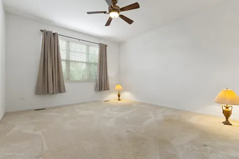 16553 Buckner Pond Way Crest Hill IL 60403