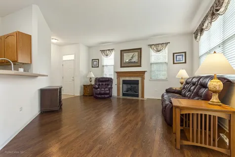 16553 Buckner Pond Way Crest Hill IL 60403