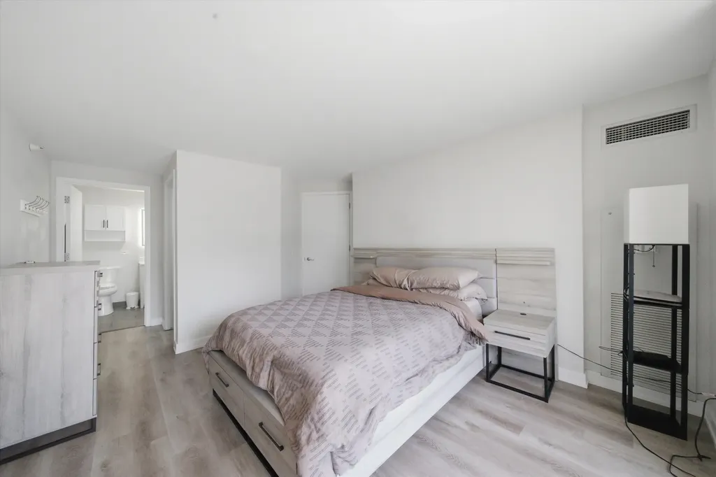 545 North Dearborn Street Chicago IL 60654