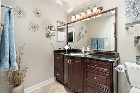 1875 Hawk Lane Elk Grove Village IL 60007