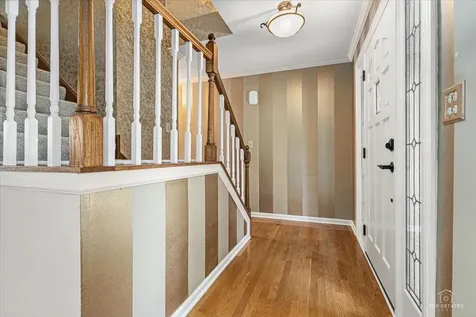 1875 Hawk Lane Elk Grove Village IL 60007