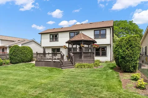 1875 Hawk Lane Elk Grove Village IL 60007