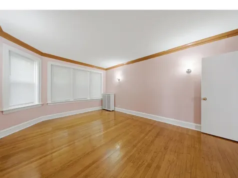 6316 North Artesian Avenue Chicago IL 60659
