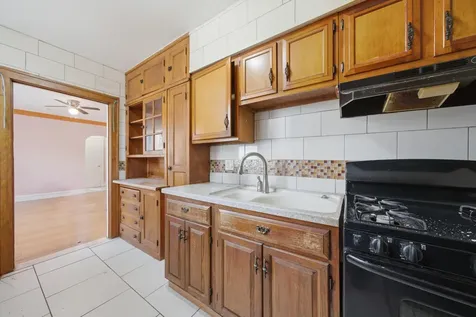 6316 North Artesian Avenue Chicago IL 60659