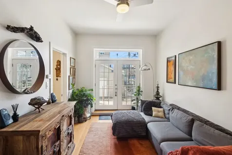 1409 West Ohio Street Chicago IL 60642