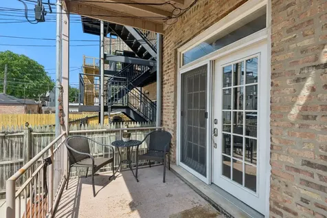 1409 West Ohio Street Chicago IL 60642
