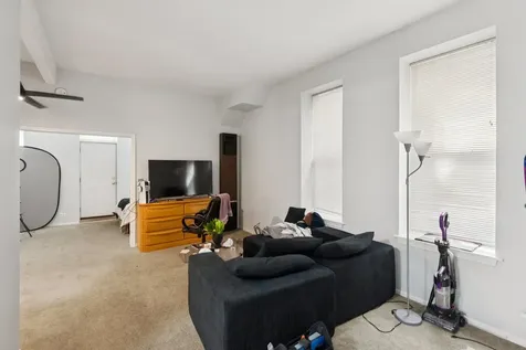 1409 West Ohio Street Chicago IL 60642