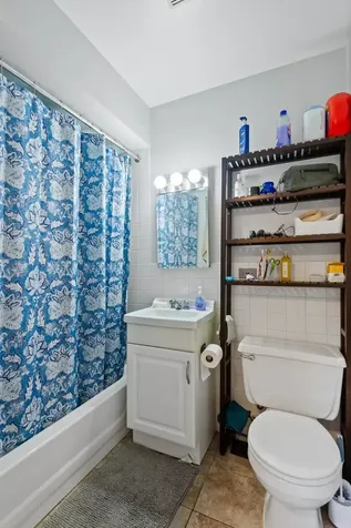 1409 West Ohio Street Chicago IL 60642