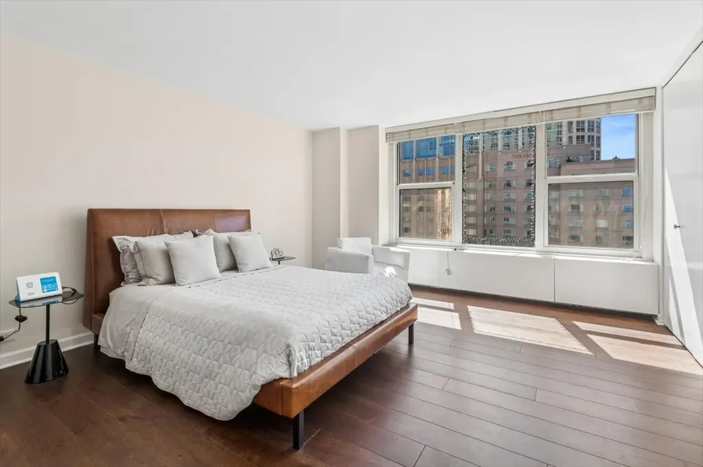 777 North Michigan Avenue Chicago IL 60611
